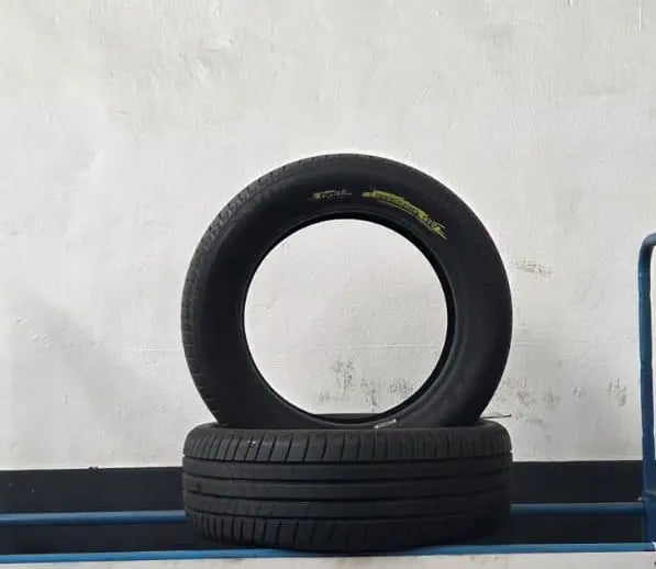N* 4 pneumatici BRIDGESTONE Turanza T005 2055516