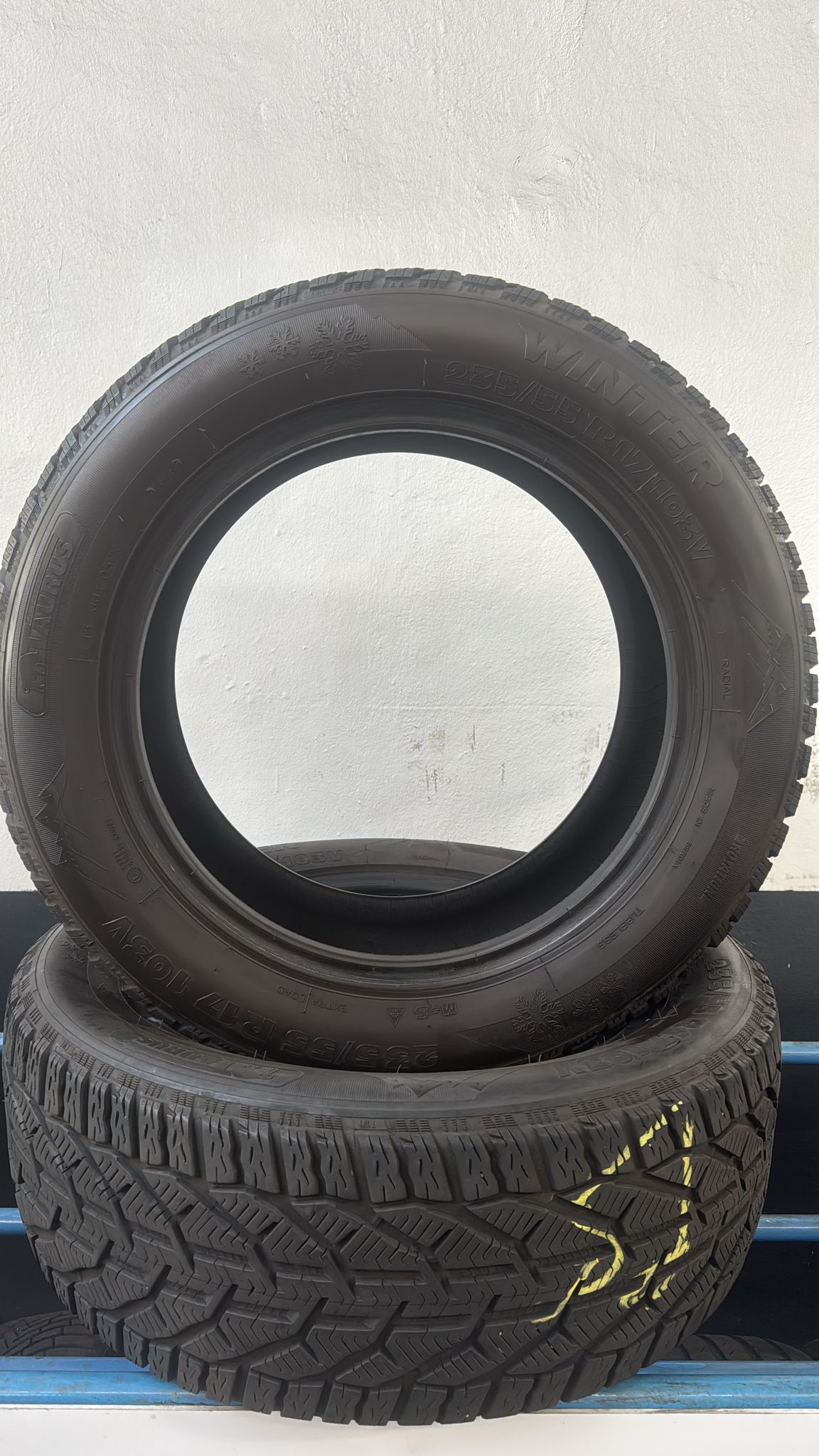 4 Pneumatici TAURUS 235/55 R17 103V WINTER