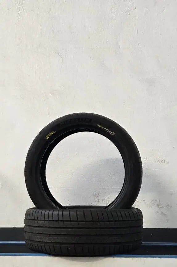 4 Pneumatici MICHELIN PilotSport 225/45 R19 96W