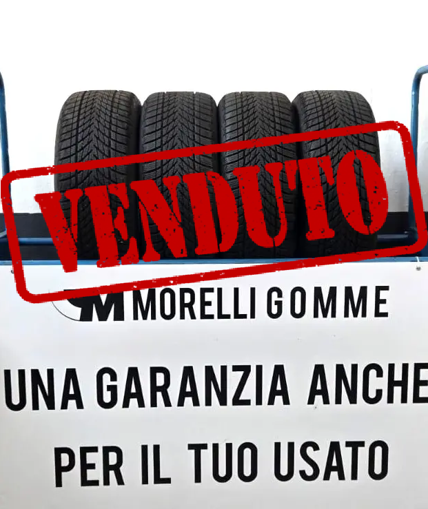 4 Pneumatici GOODYEAR 225/45 R17 UltraGrip Performance 3