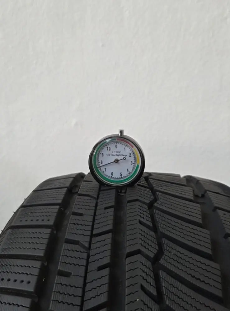 4 Pneumatici FORTUNE SnowFun FSR-901 225/50 R18