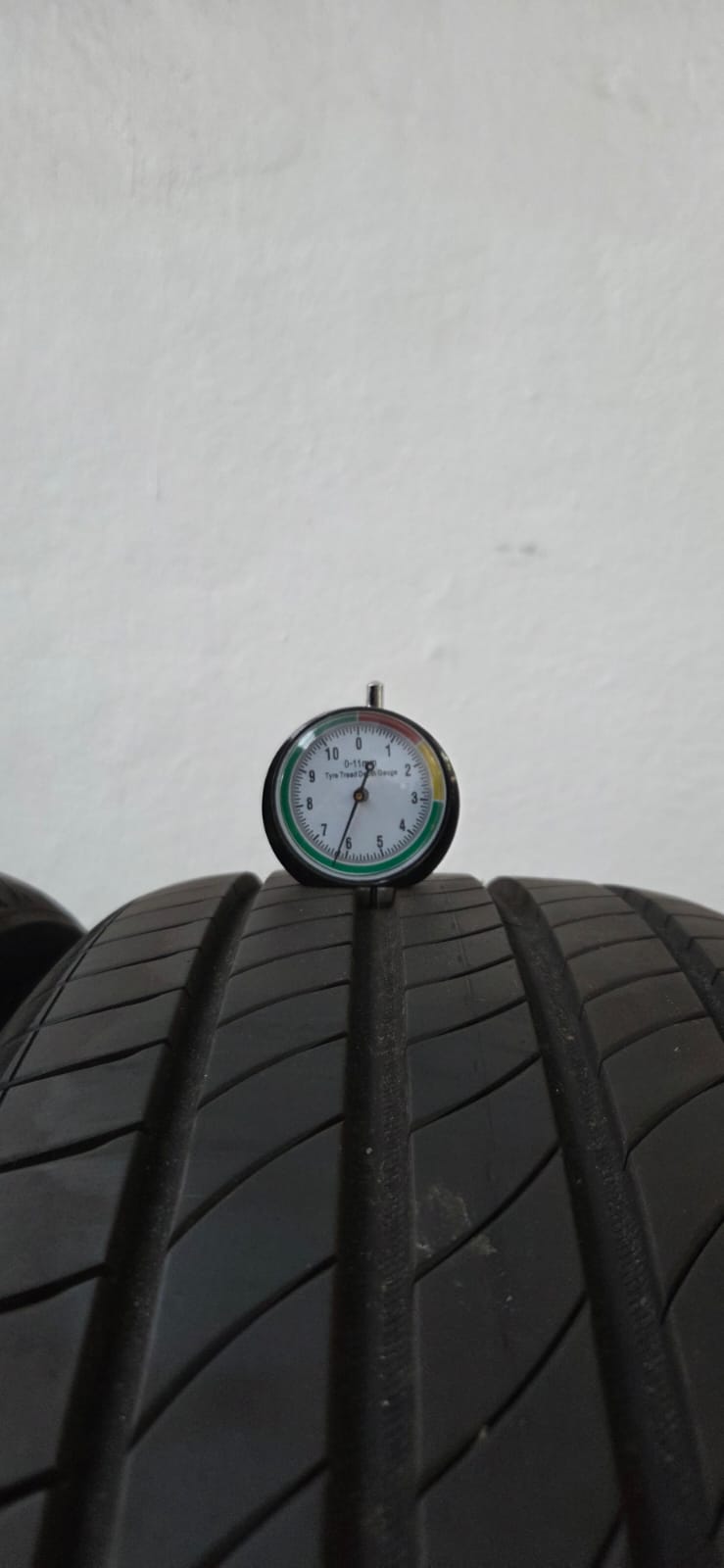 4 Pneumatici MICHELIN Primacy 4 205/55 R16 con cerchi ALFA ROMEO