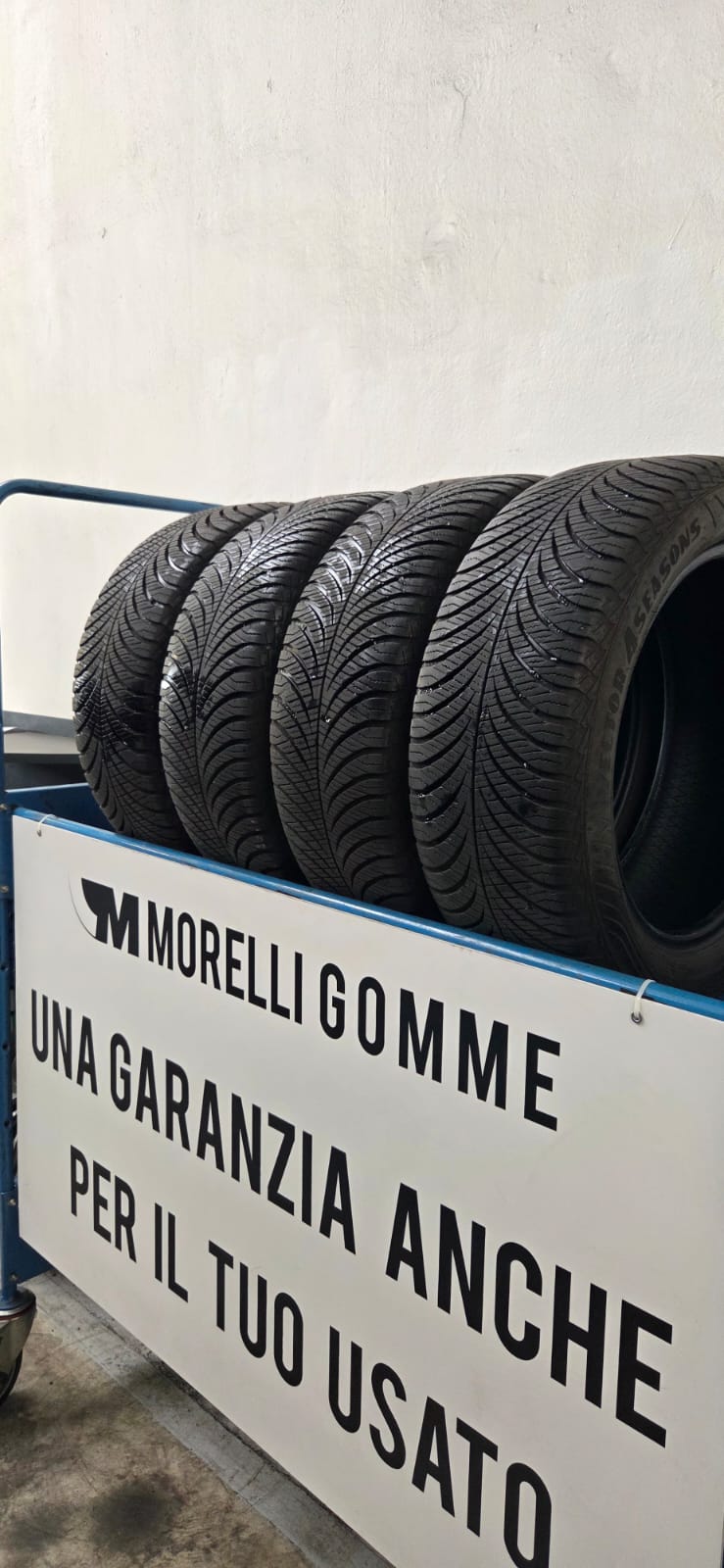 4 Pneumatici GOODYEAR Vector 4 season 215/55 R17