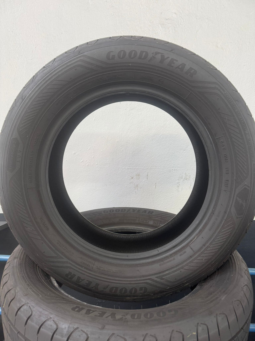 4 Pneumatici GOODYEAR 235/60 R17 102V EfficentGrip2 SUMMER