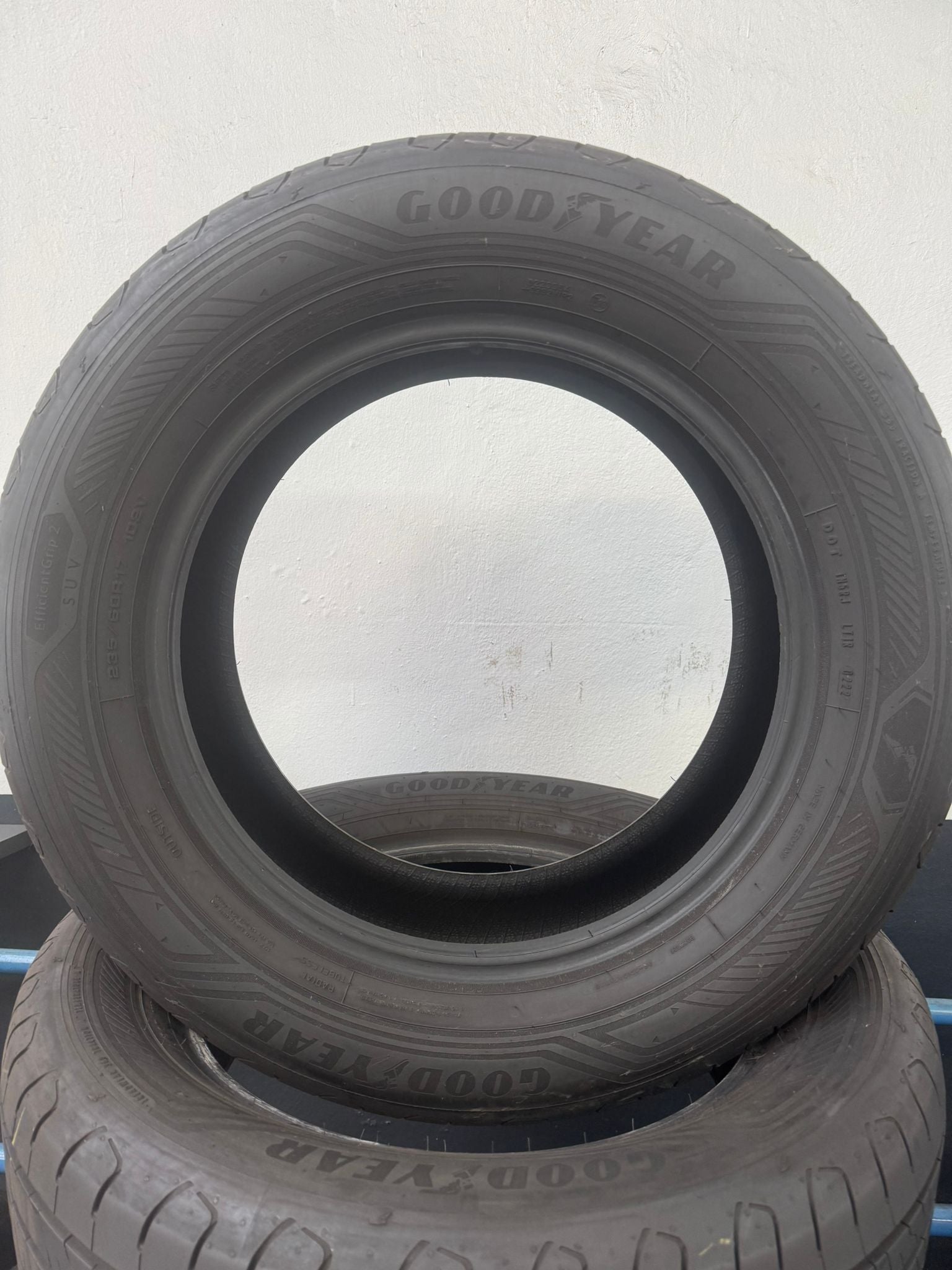 4 Pneumatici GOODYEAR 235/60 R17 102V EfficentGrip2 SUMMER
