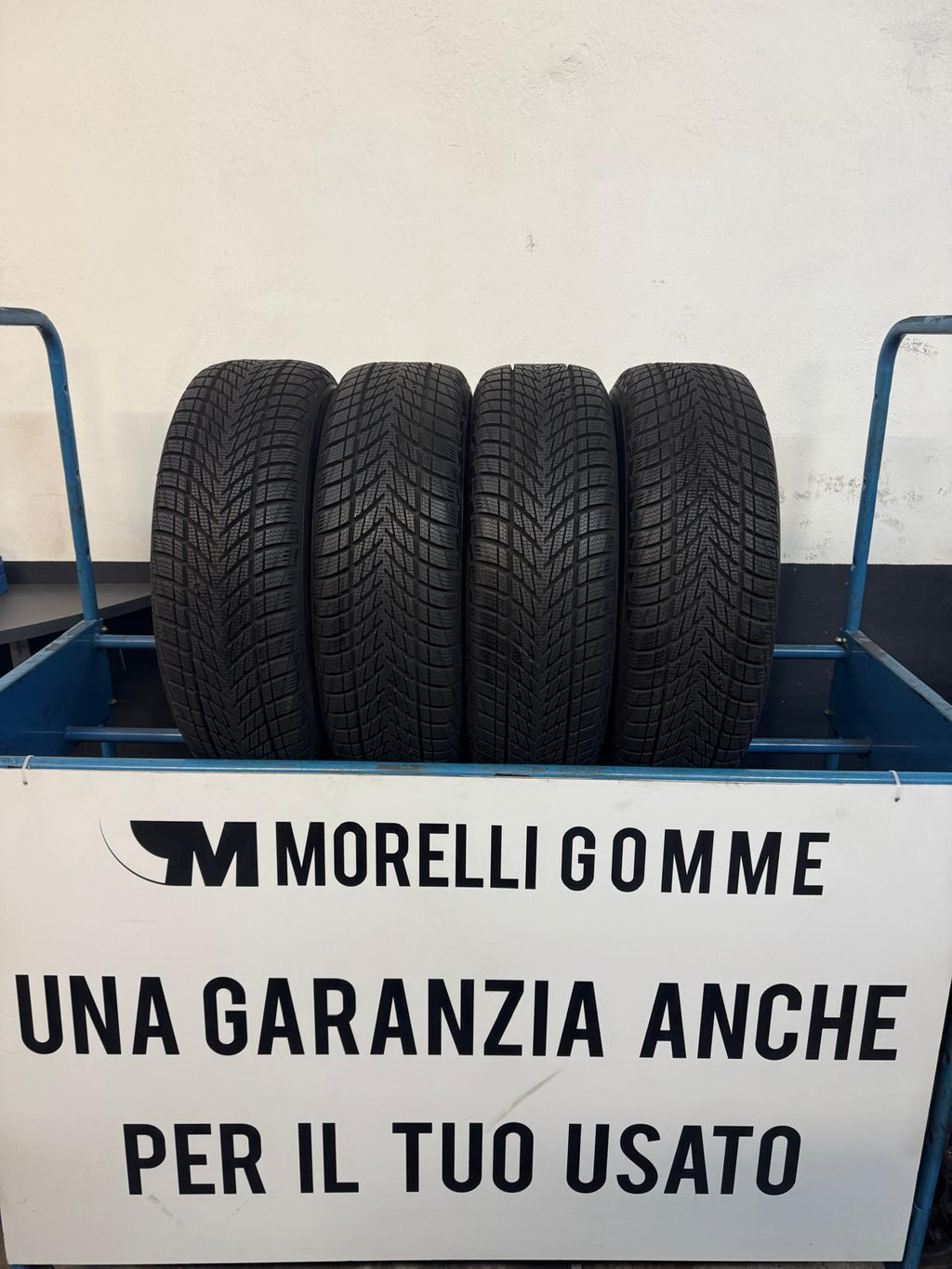 4 Pneumatici GOODYEAR 205/60 R16 92H UltraGrip Performance 3 WINTER