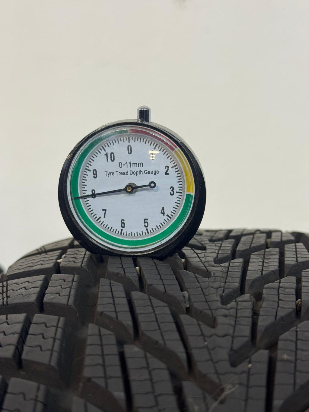 4 Pneumatici GOODYEAR 205/60 R16 92H UltraGrip Performance 3 WINTER