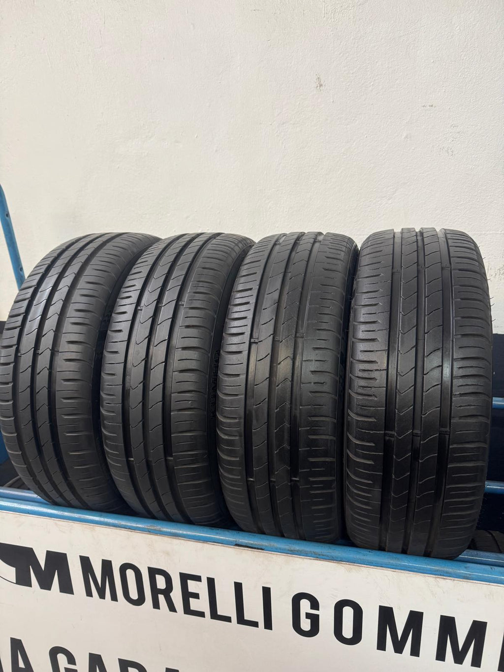 4 Pneumatici KUMHO 185/50 R16 81V Ecsta HS51 Estive