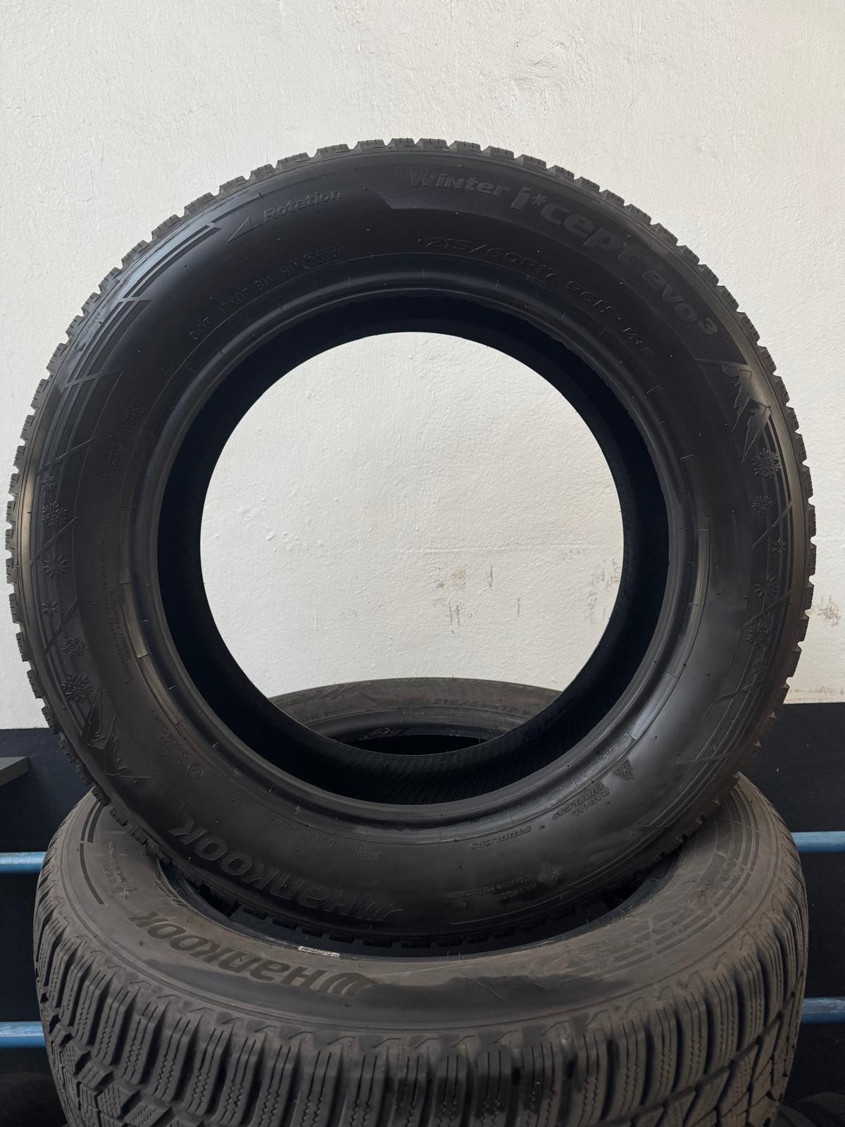 4 Pneumatici HANKOOK 215/60 R17 96H Winter I*cept Invernali