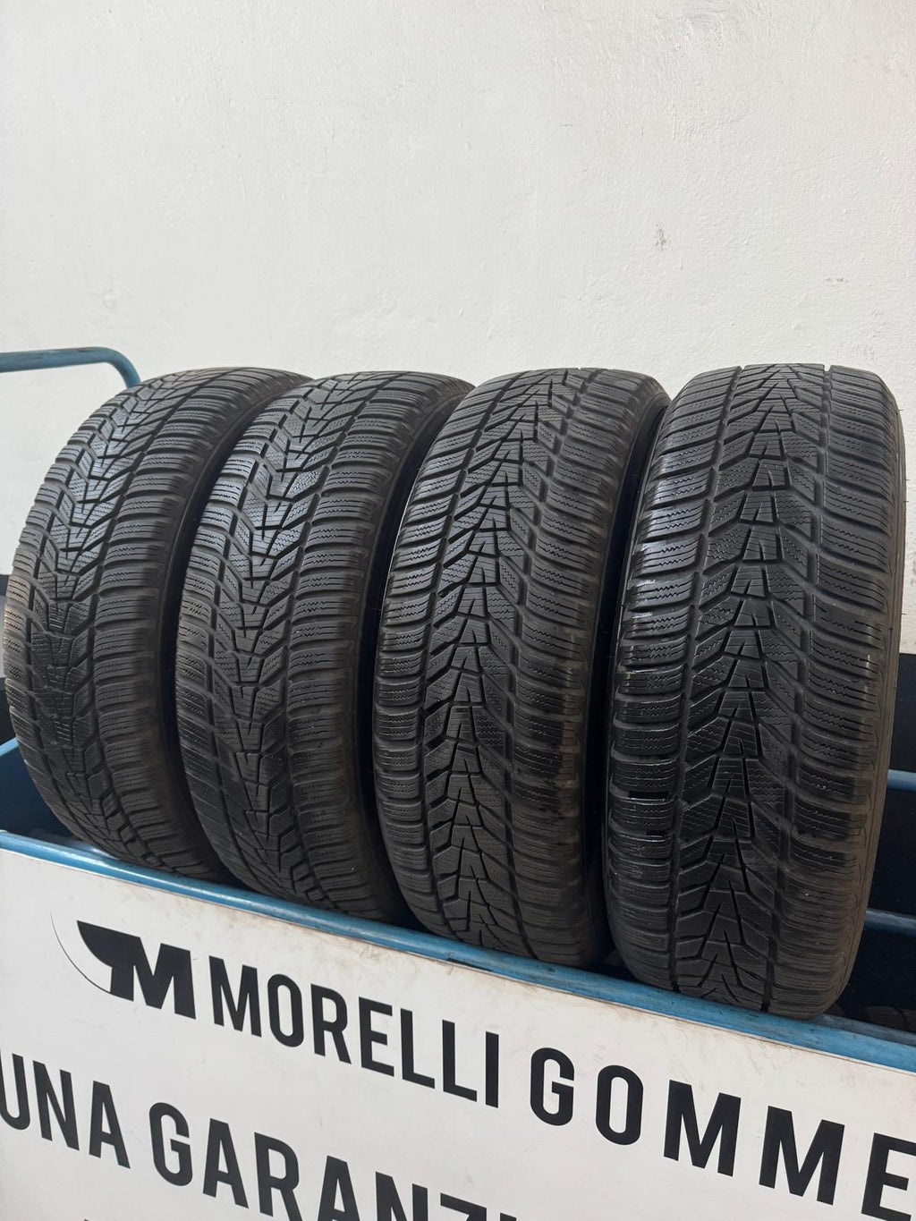 4 Pneumatici HANKOOK 215/60 R17 96H Winter I*cept Invernali