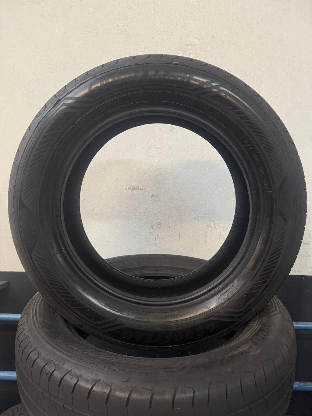 4 Pneumatici GOODYEAR 235/60 R18 103V EfficentGrip 2 SUV Summer