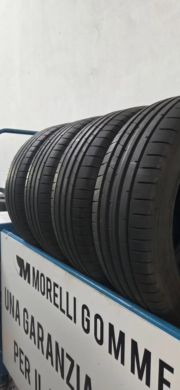 4 Pneumatici DUNLOP Sport Maxx RT2 225/55 R18 102V