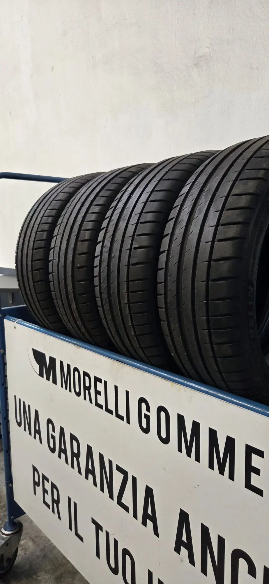 4 Pneumatici MICHELIN PilotSport 225/45 R19 96W