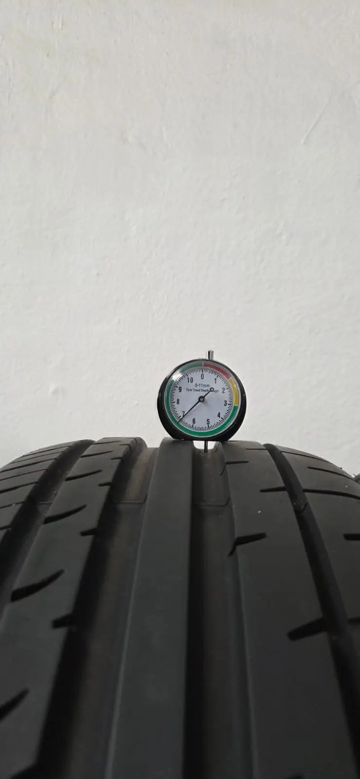 4 Pneumatici FALKEN Azenis 215/50 R18 92W