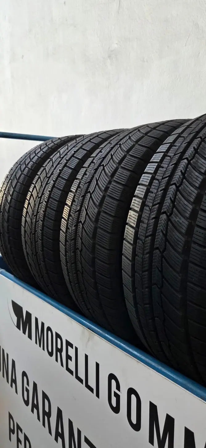 4 Pneumatici FORTUNE SnowFun FSR-901 225/50 R18