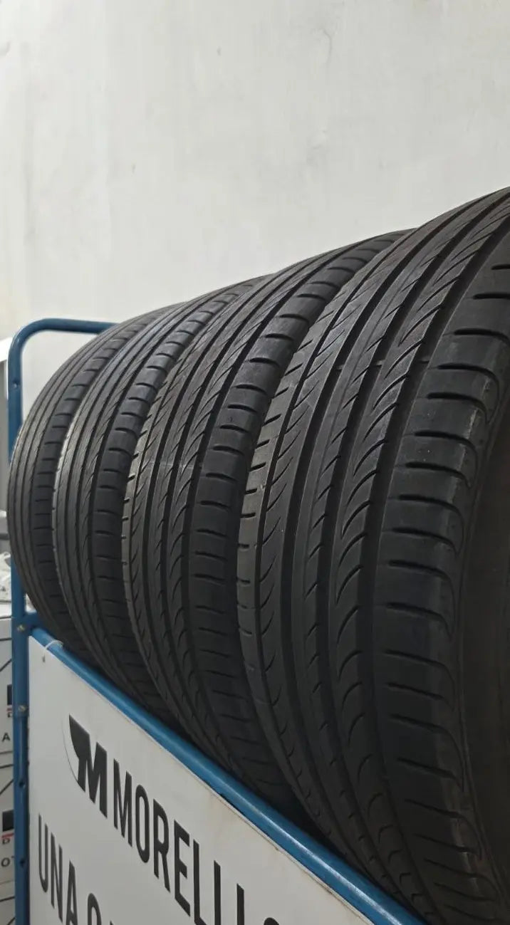 4 Pneumatici PIRELLI Powergy 255/40 R20 101Y