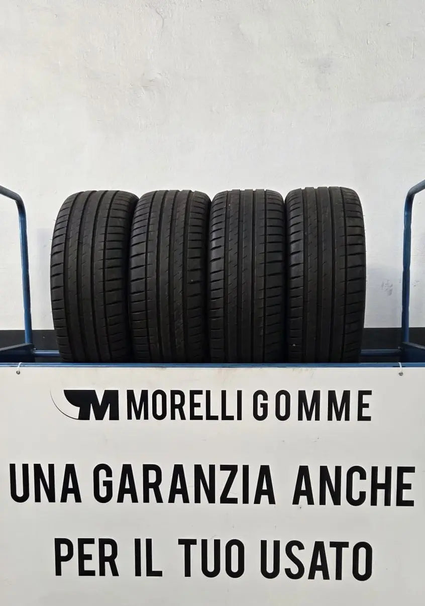 4 Pneumatici MICHELIN PilotSport 225/45 R19 96W